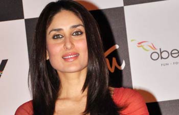 Kareena Kapoor follows in Salman Khan's footsteps